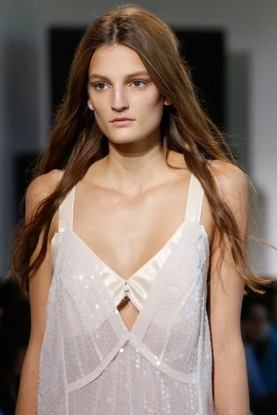 Look 97